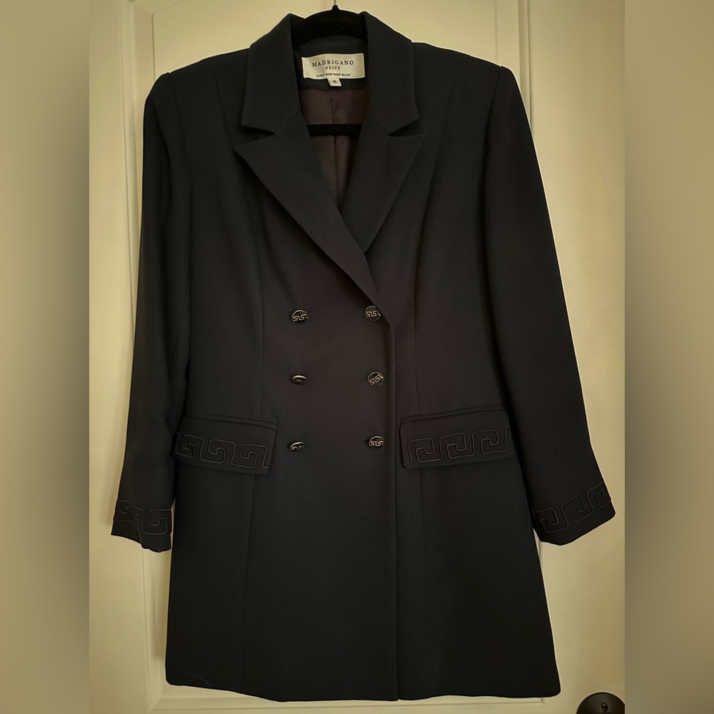 Laura Madrigano Navy Jacket/Blazer Size 6